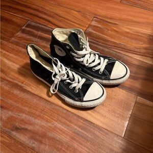 Converse Chuck Taylor All Star Black High-Top Sneakers – Youth Size 2